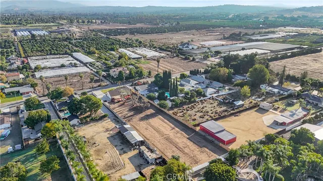 $5,500 | 2572 Harrison Street, Riverside, CA 92503