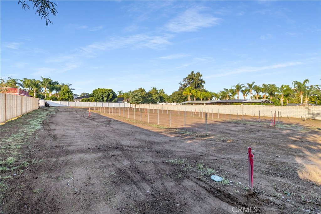 2572 Harrison Street Riverside, CA 92503 - Photo 2 of 73