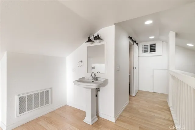 $5,500 | 2572 Harrison Street, Riverside, CA 92503