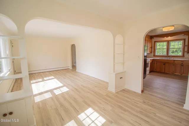 $2,600 | 4 Weiser Street, Bethlehem, NY 12077