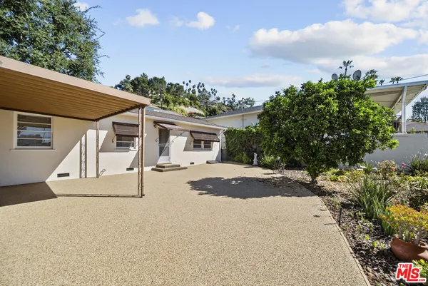 $6,250 | 100 East Kenneth Road, Glendale, CA 91207