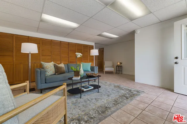 $7,495 | 100 East Kenneth Road, Glendale, CA 91207