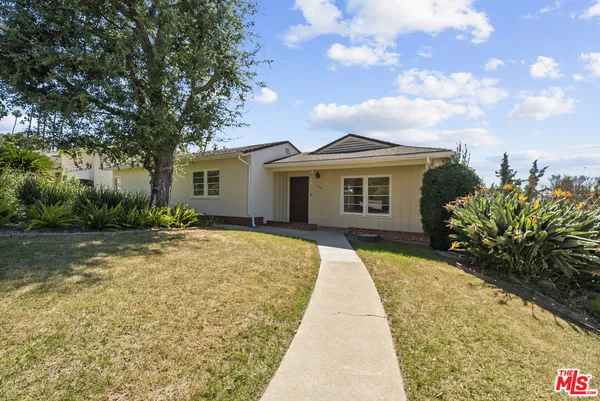$6,250 | 100 East Kenneth Road, Glendale, CA 91207