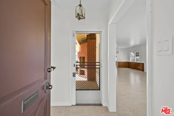 $6,250 | 100 East Kenneth Road, Glendale, CA 91207
