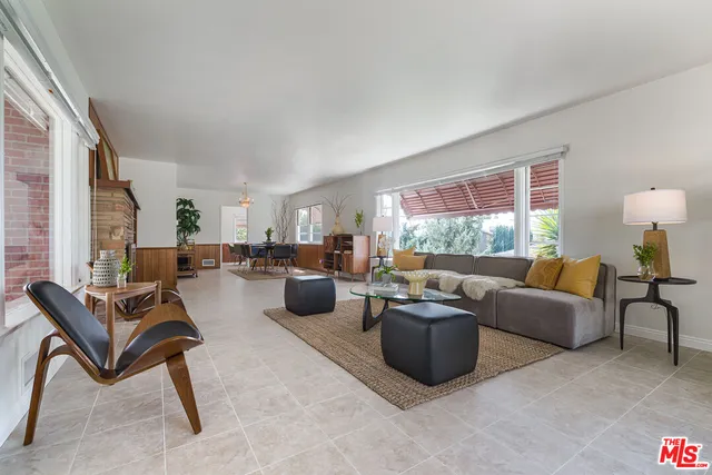 $7,495 | 100 East Kenneth Road, Glendale, CA 91207