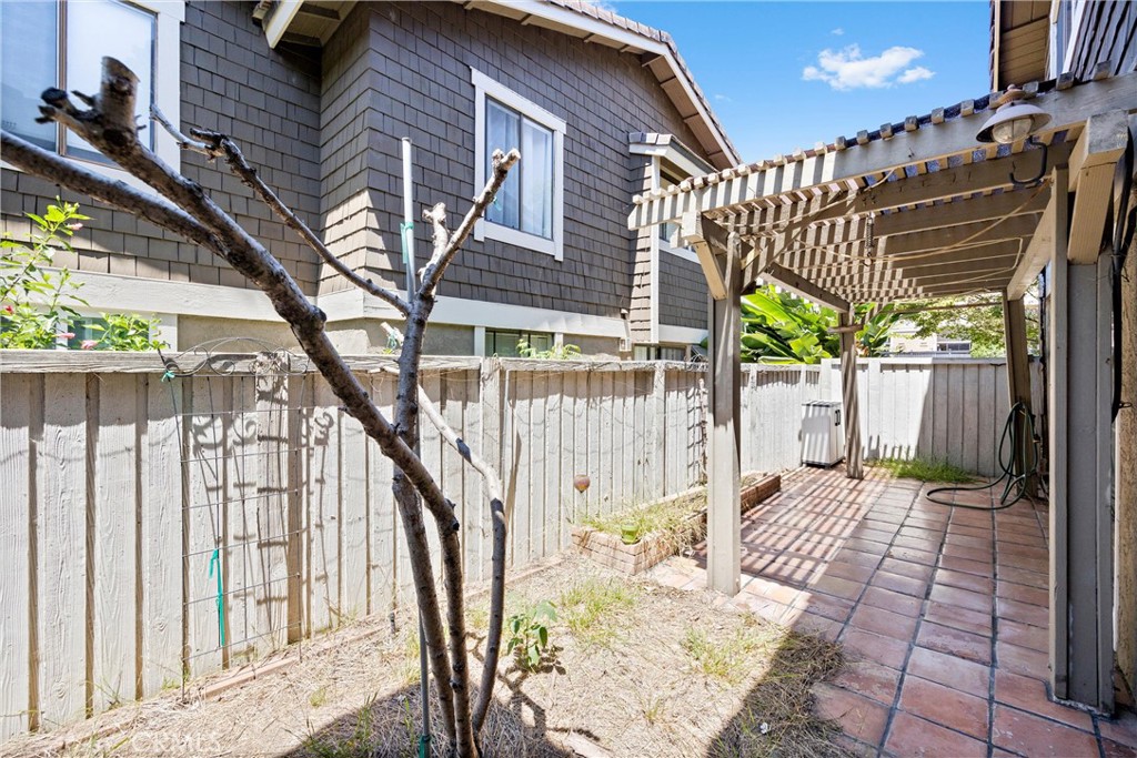 213 Springview Irvine, CA 92620 - Photo 22 of 35