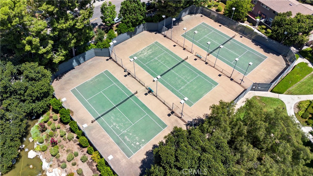 213 Springview Irvine, CA 92620 - Photo 30 of 35