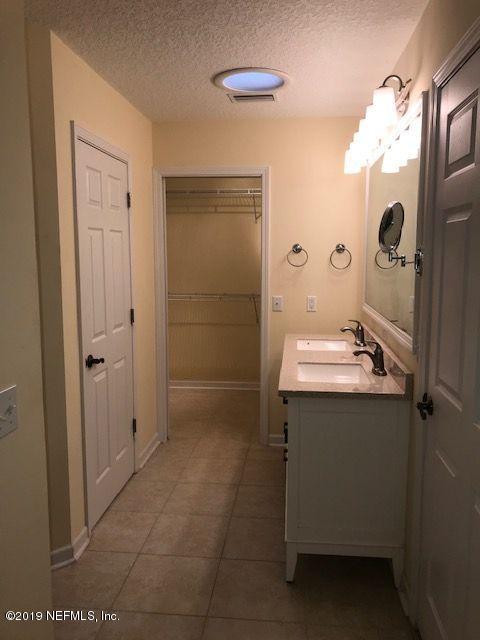 56205 Davis Road Callahan, FL 32011 - Photo 13 of 26 Davis master bath