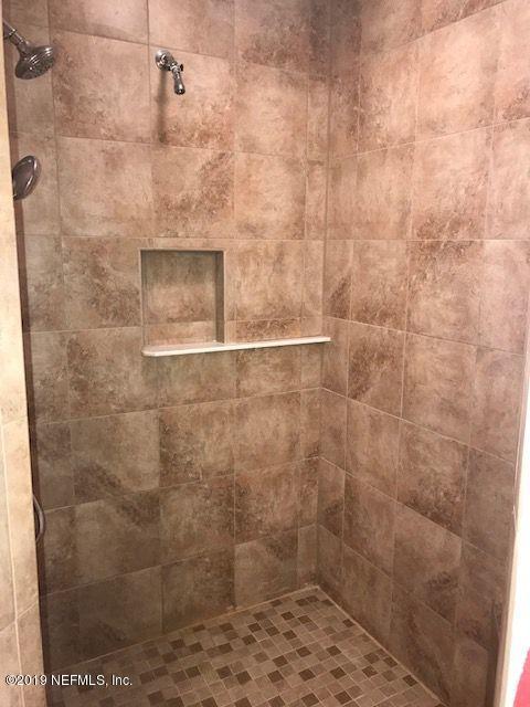 56205 Davis Road Callahan, FL 32011 - Photo 16 of 26 Davis master shower