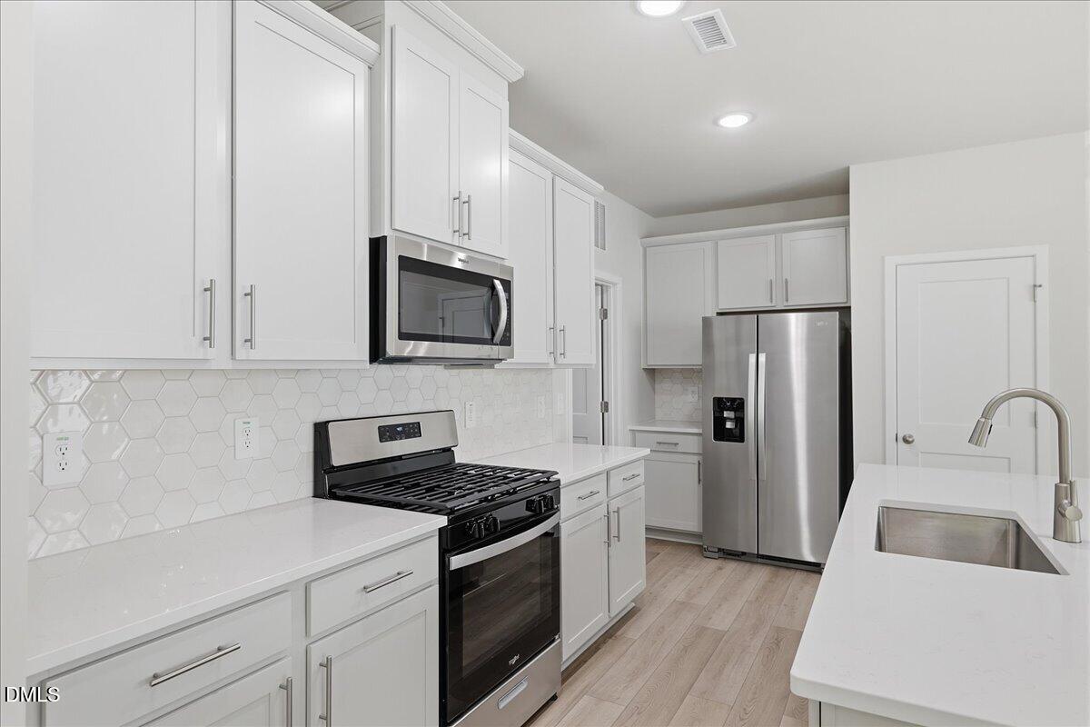 1432 Hatteras Road Durham, NC 27703 - Photo 10 of 45 10-8Y3A9591