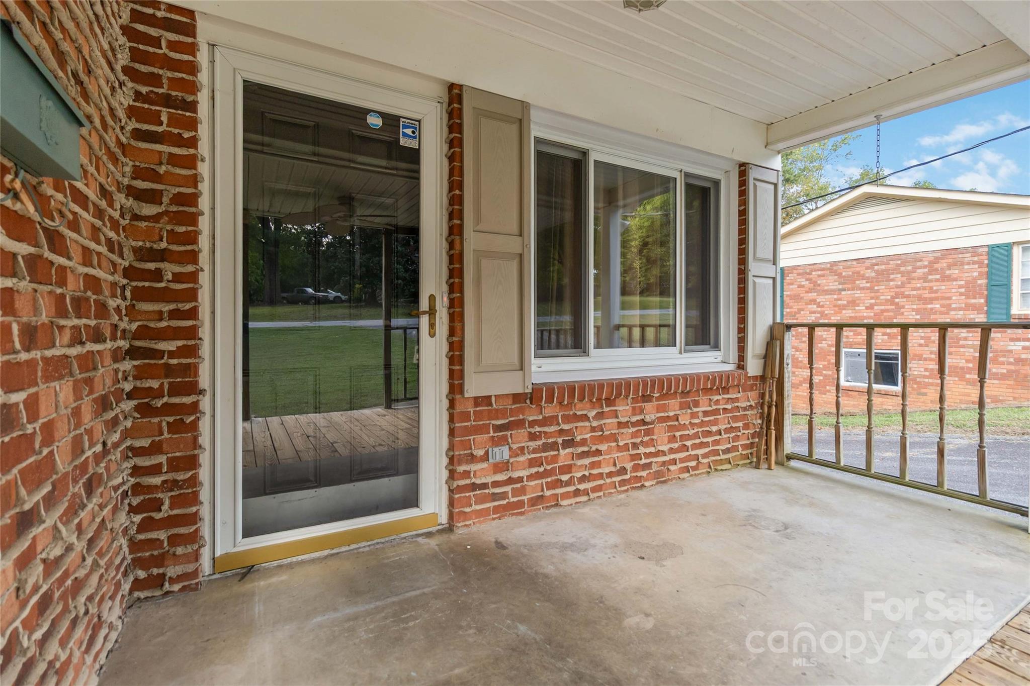 1408 Nottingham Road Kannapolis, NC 28081 - Photo 3 of 30