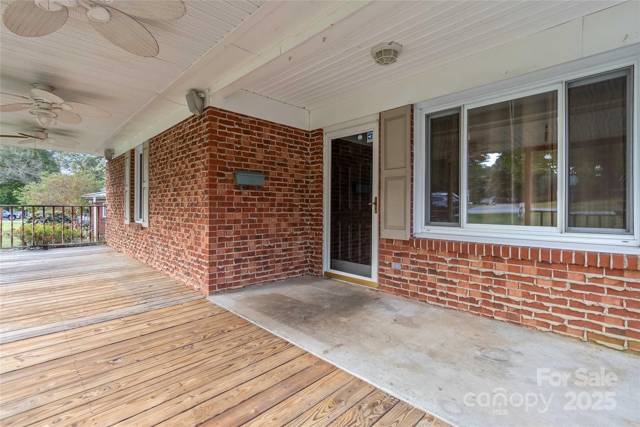 1408 Nottingham Road Kannapolis, NC 28081 - Photo 4 of 30