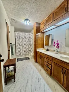 $585,000 | 17274 Kansas Avenue, Basehor, KS 66007