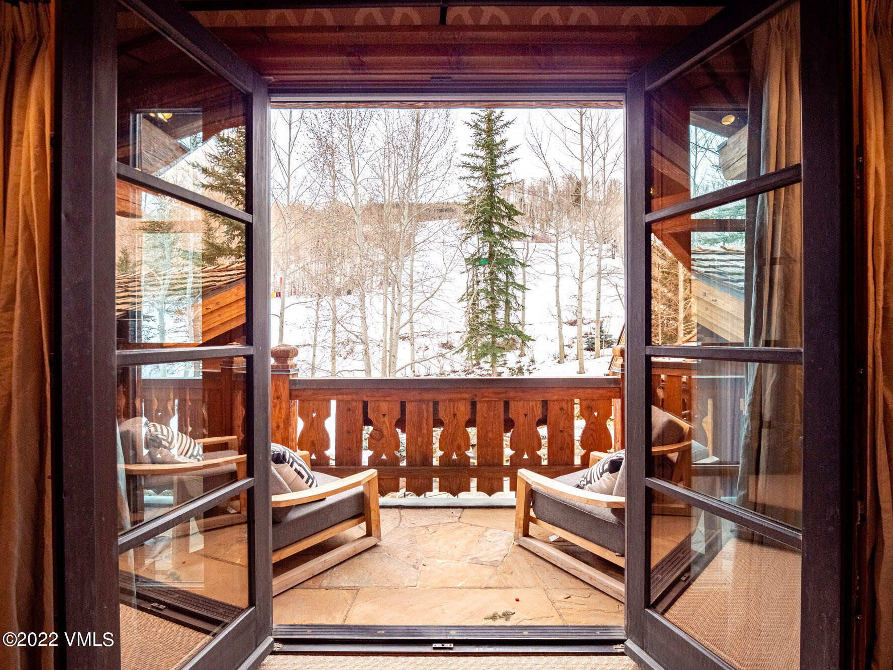 97 Rockledge Road Vail, CO 81657 - Photo 17 of 35 a view of sitting area in balcony