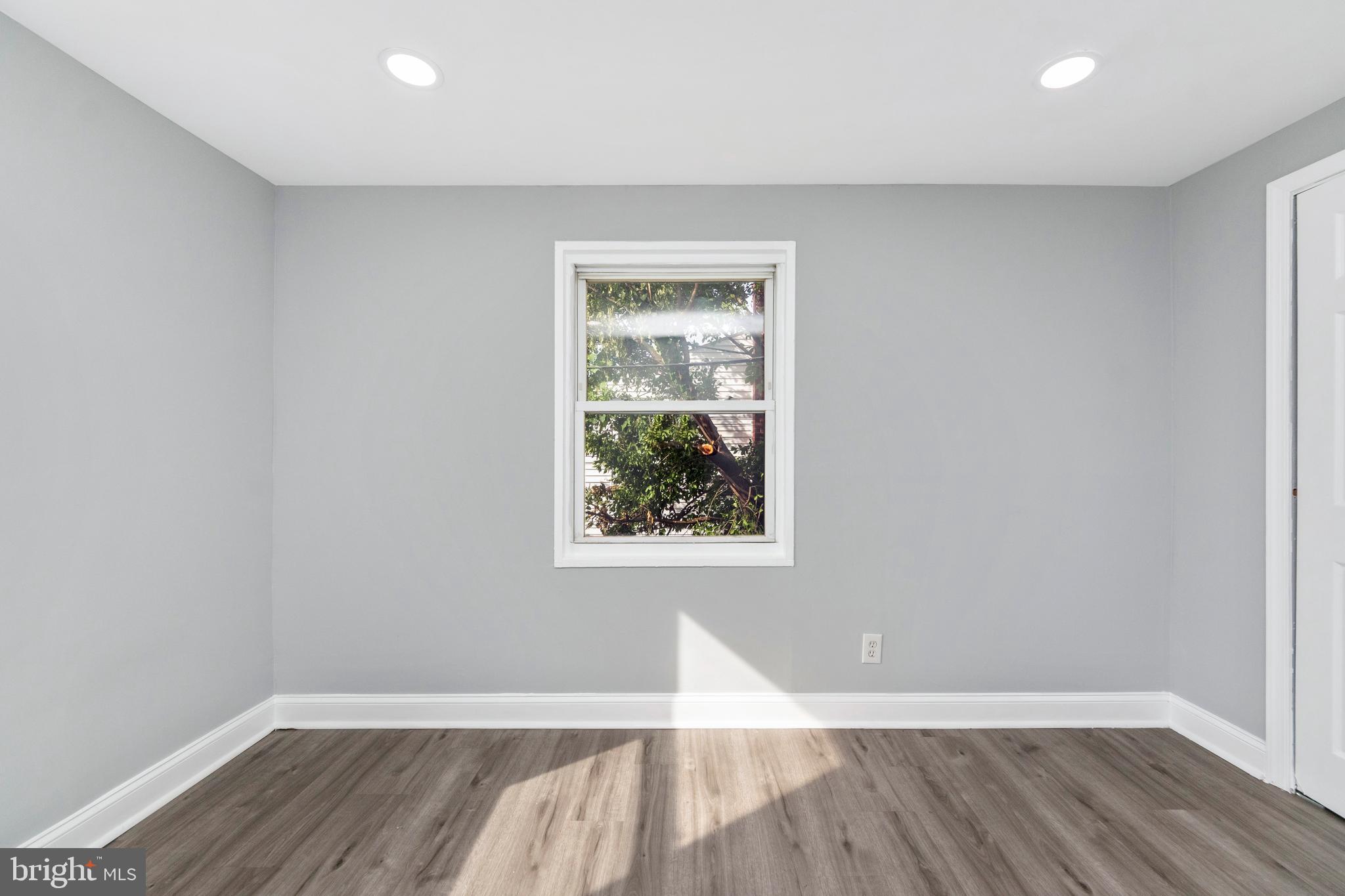 7702 Burnside Road Landover, MD 20785 - Photo 32 of 52