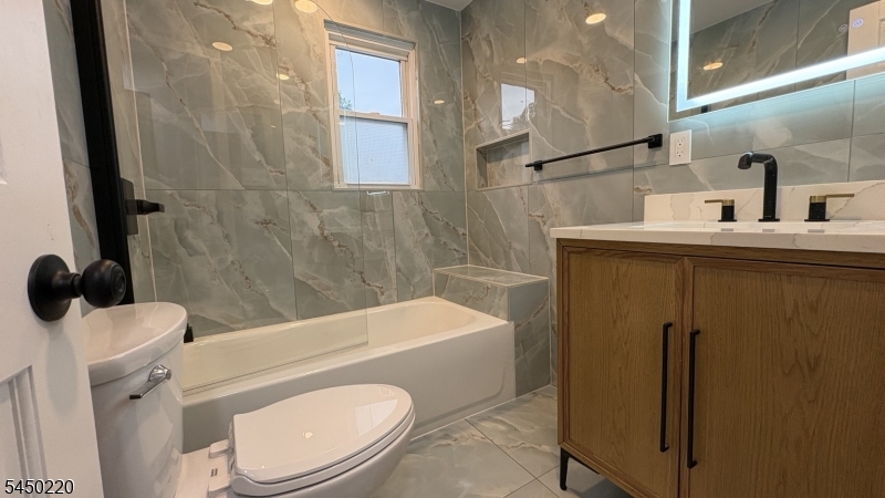 266 Hamilton Road Teaneck, NJ 07666 - Photo 7 of 11