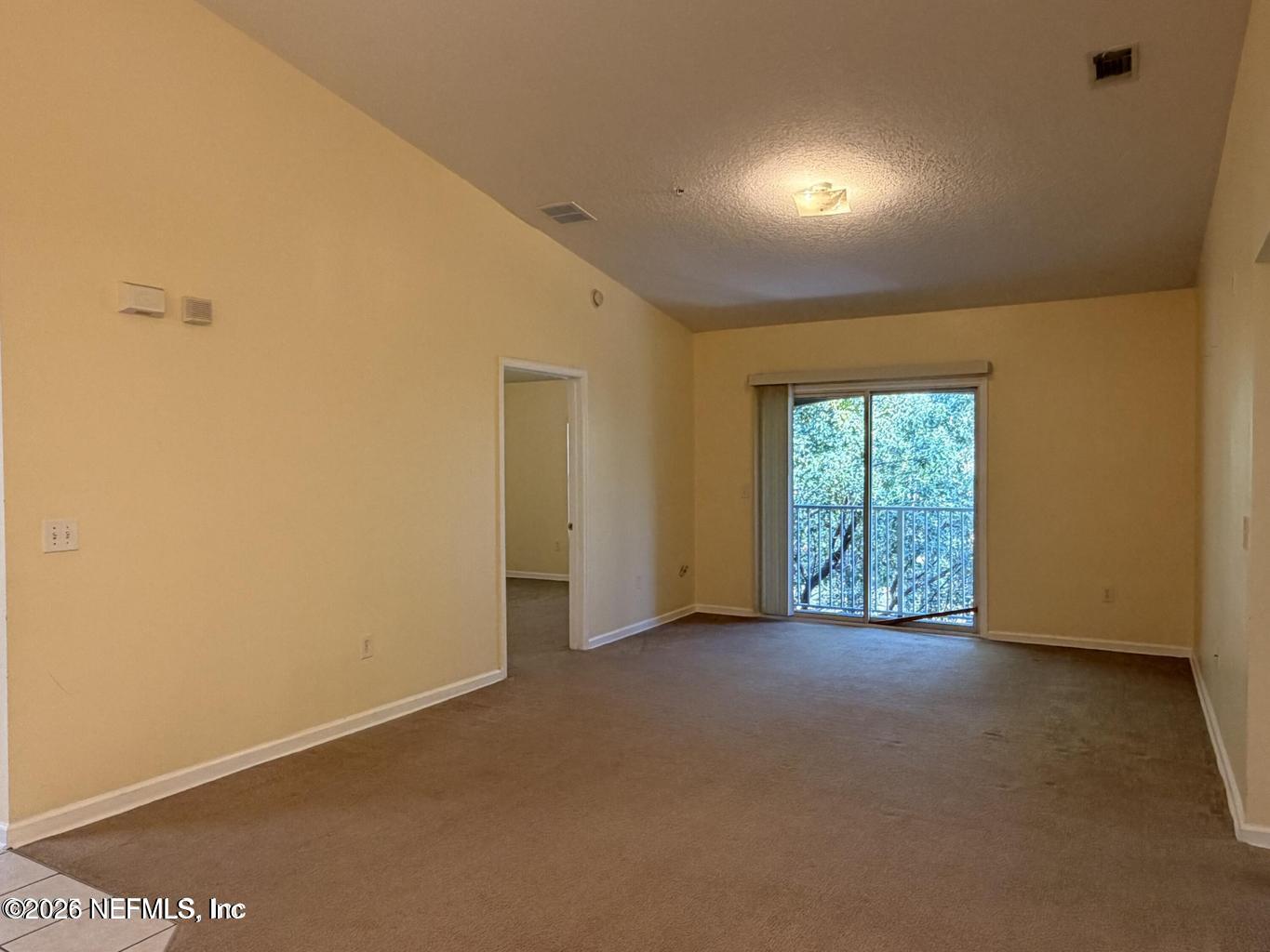 7920 Merrill Road, Unit 810 Jacksonville, FL 32277 - Photo 4 of 13 20251120163715599489000000-o