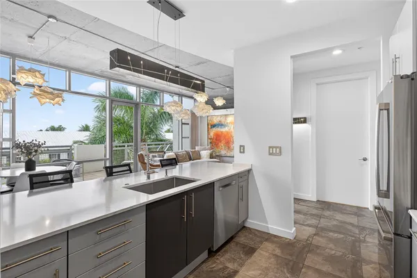 $1,125,000 | 365 Southeast 6th Avenue, Unit 404, Delray Beach, FL 33483