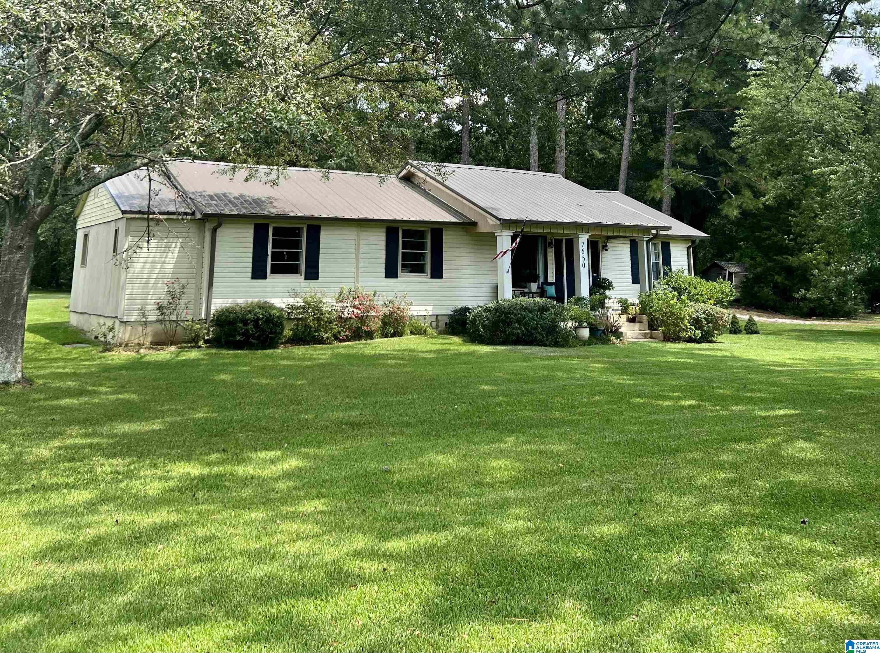 7650 Chelsea Road Columbiana, AL 35051 - Photo 2 of 47