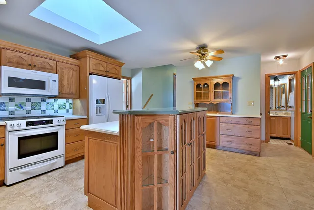 $550,000 | 532 66th Street, Downers Grove, IL 60516