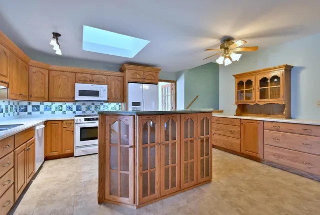 $550,000 | 532 66th Street, Downers Grove, IL 60516