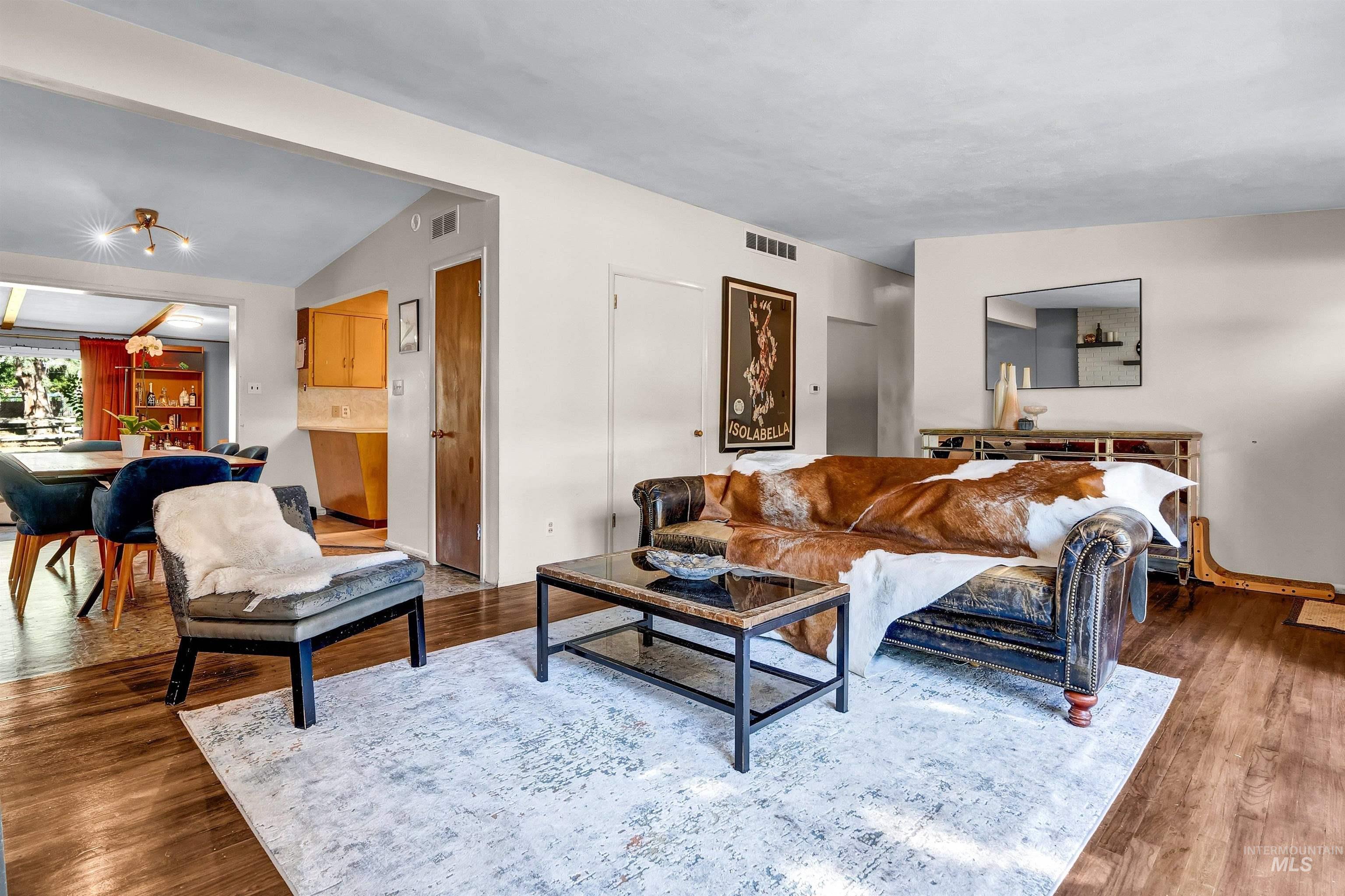 5108 West Hill Road Boise, ID 83703 - Photo 12 of 49