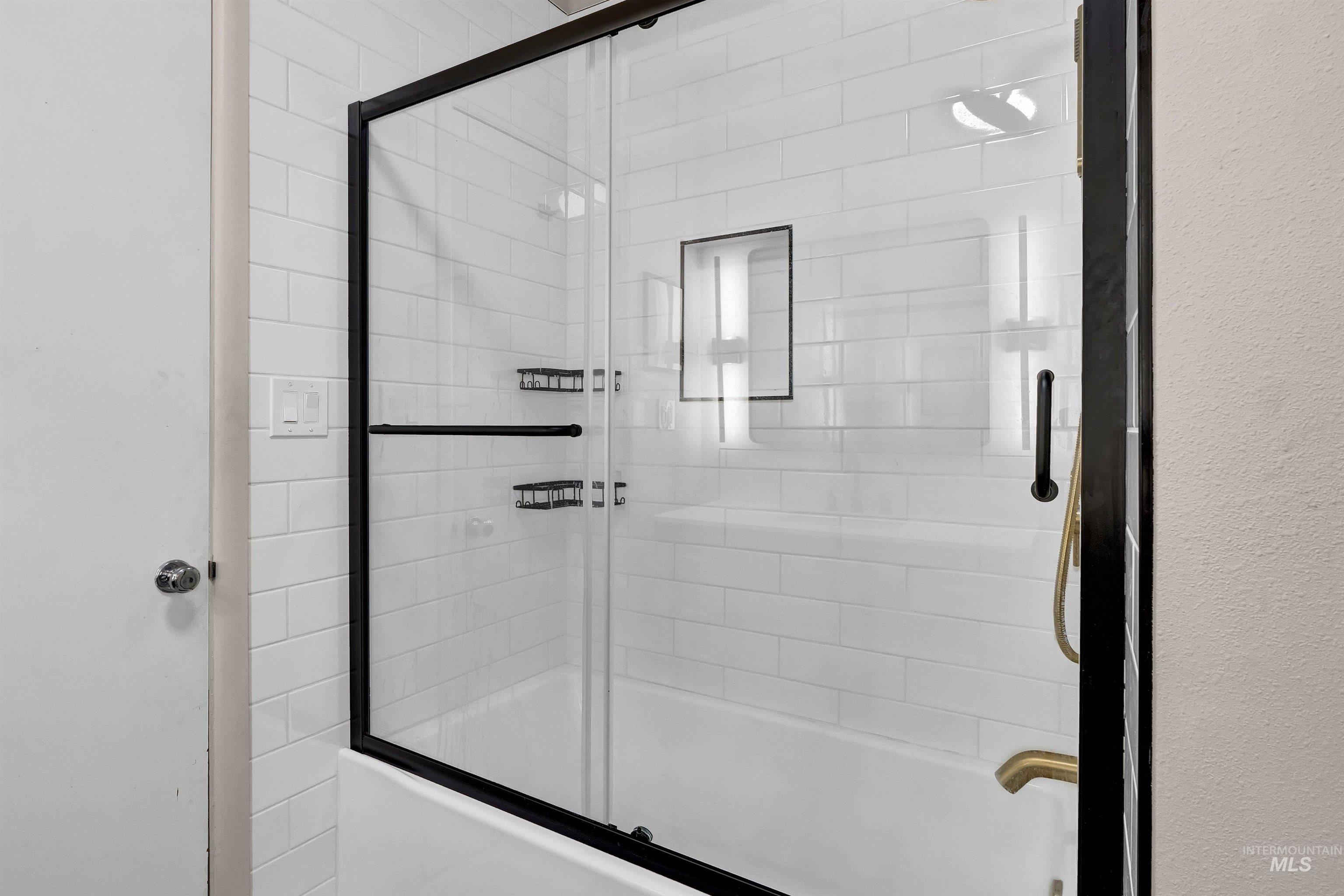 5108 West Hill Road Boise, ID 83703 - Photo 25 of 49