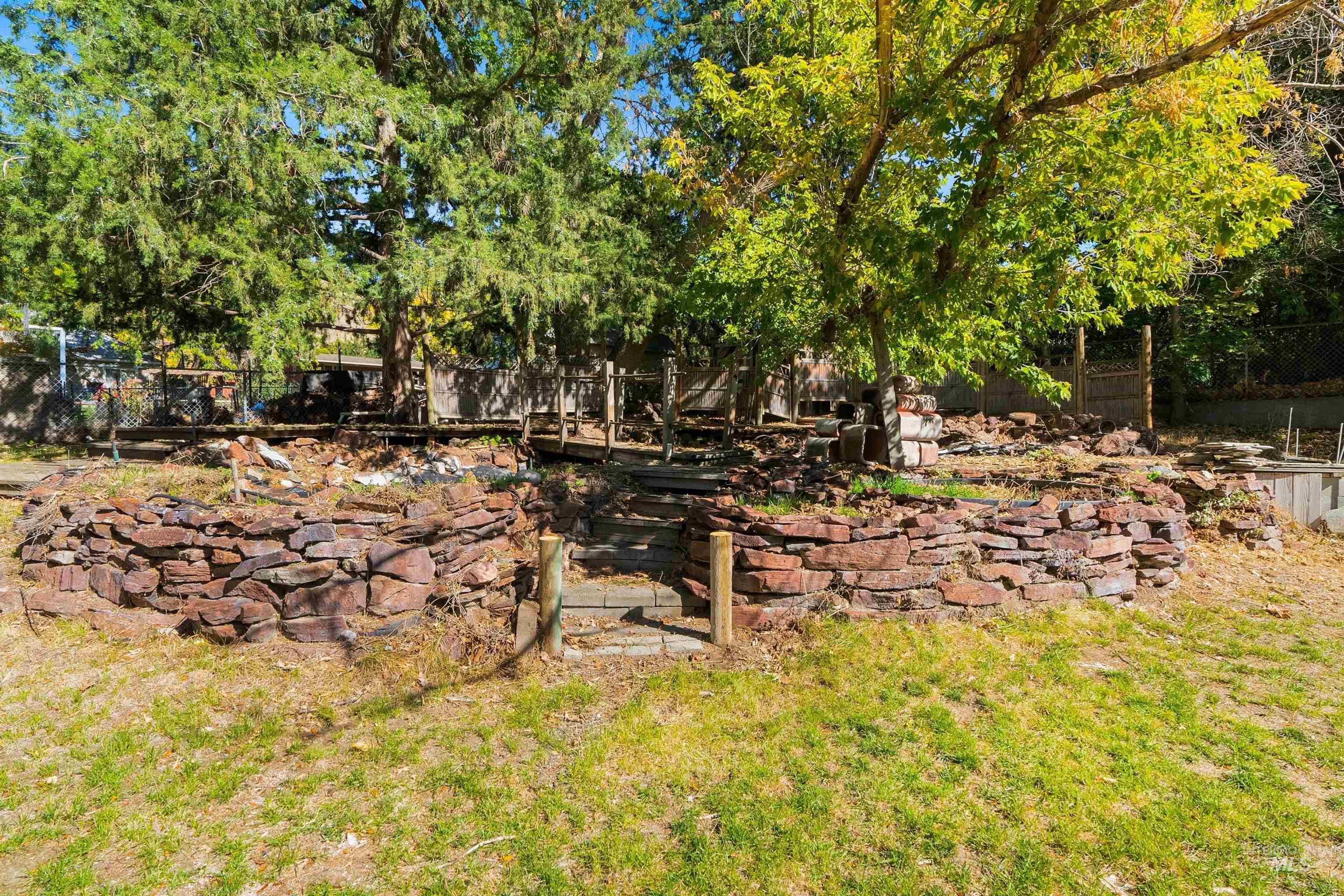 5108 West Hill Road Boise, ID 83703 - Photo 31 of 49