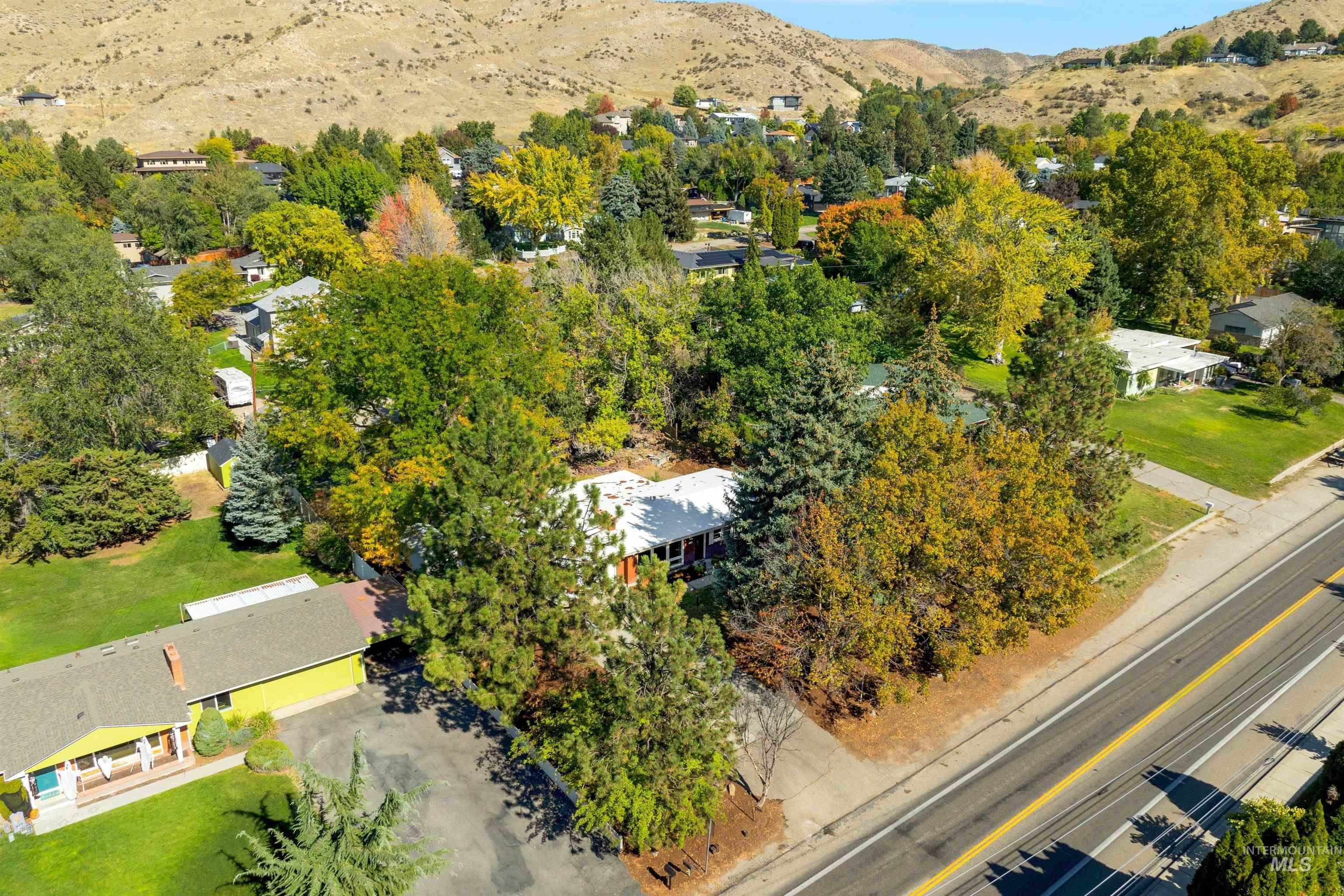 5108 West Hill Road Boise, ID 83703 - Photo 37 of 49