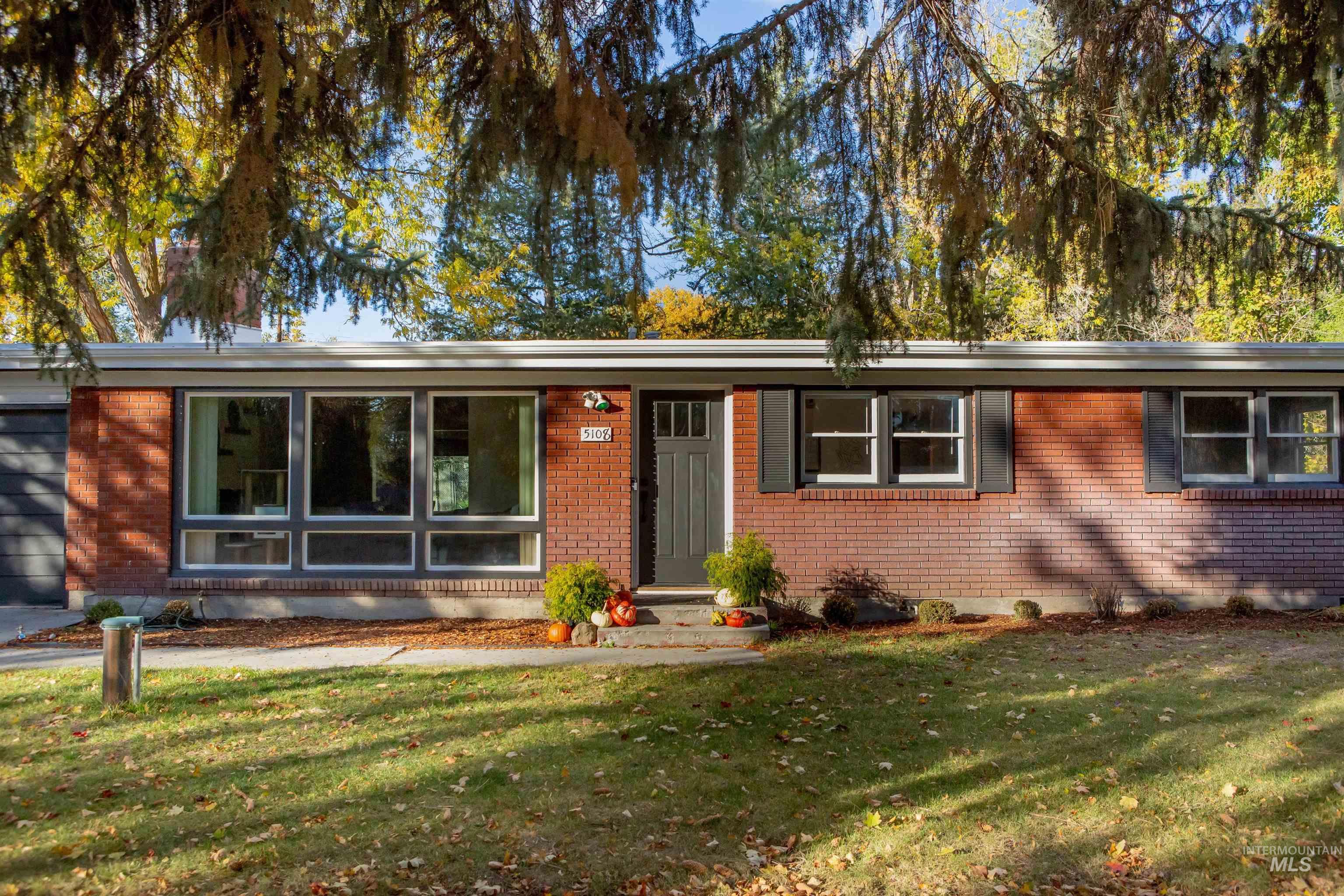 5108 West Hill Road Boise, ID 83703 - Photo 38 of 49