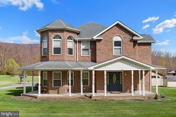 $540,000 | 817 Orkney Grde, Basye, VA 22810