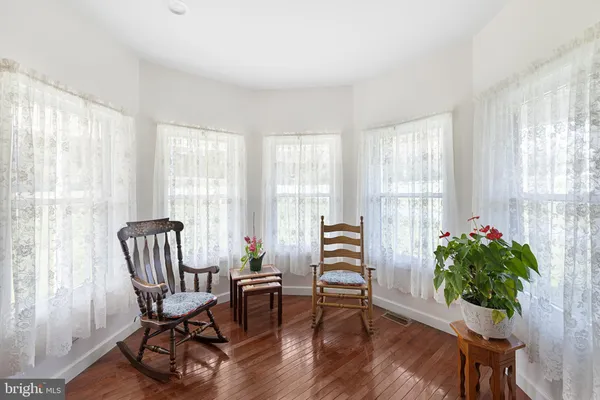 $540,000 | 817 Orkney Grde, Basye, VA 22810