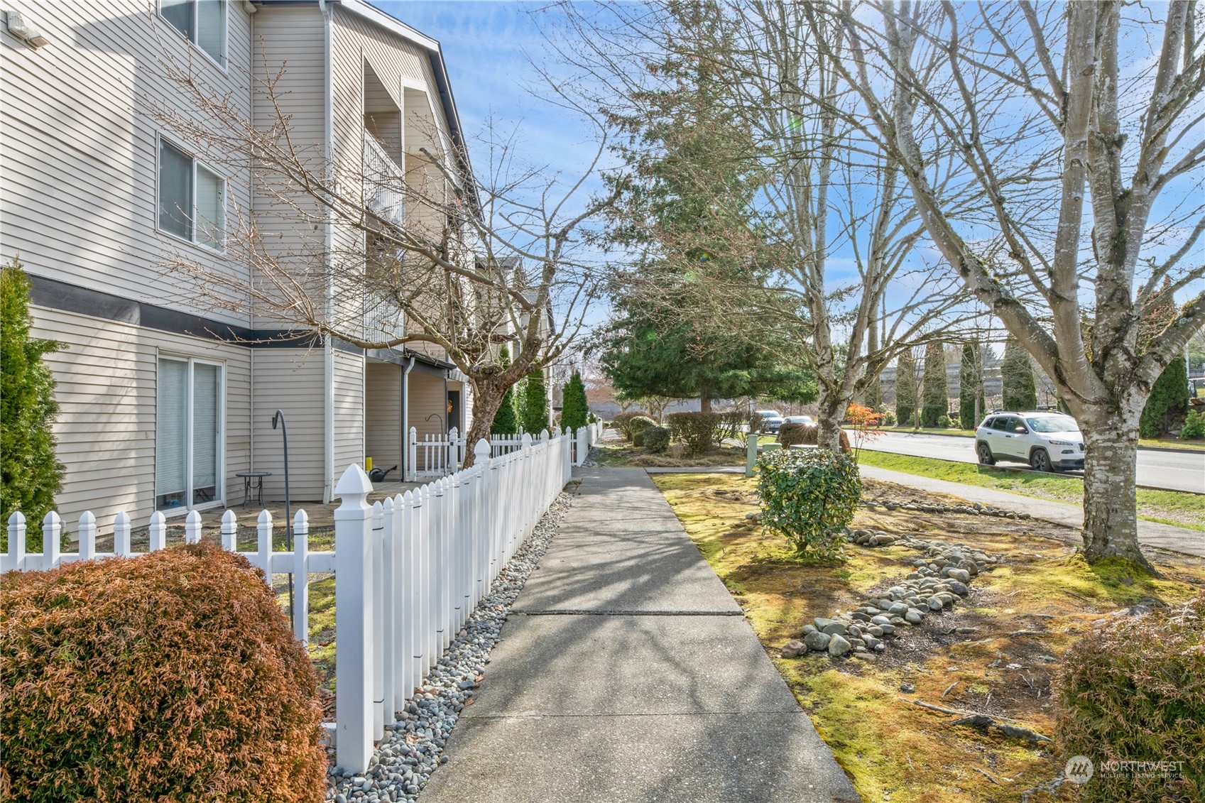 16517 Currie Road Southeast, Unit B204 Monroe, WA 98272 - Photo 2 of 17 Gallery Image 2