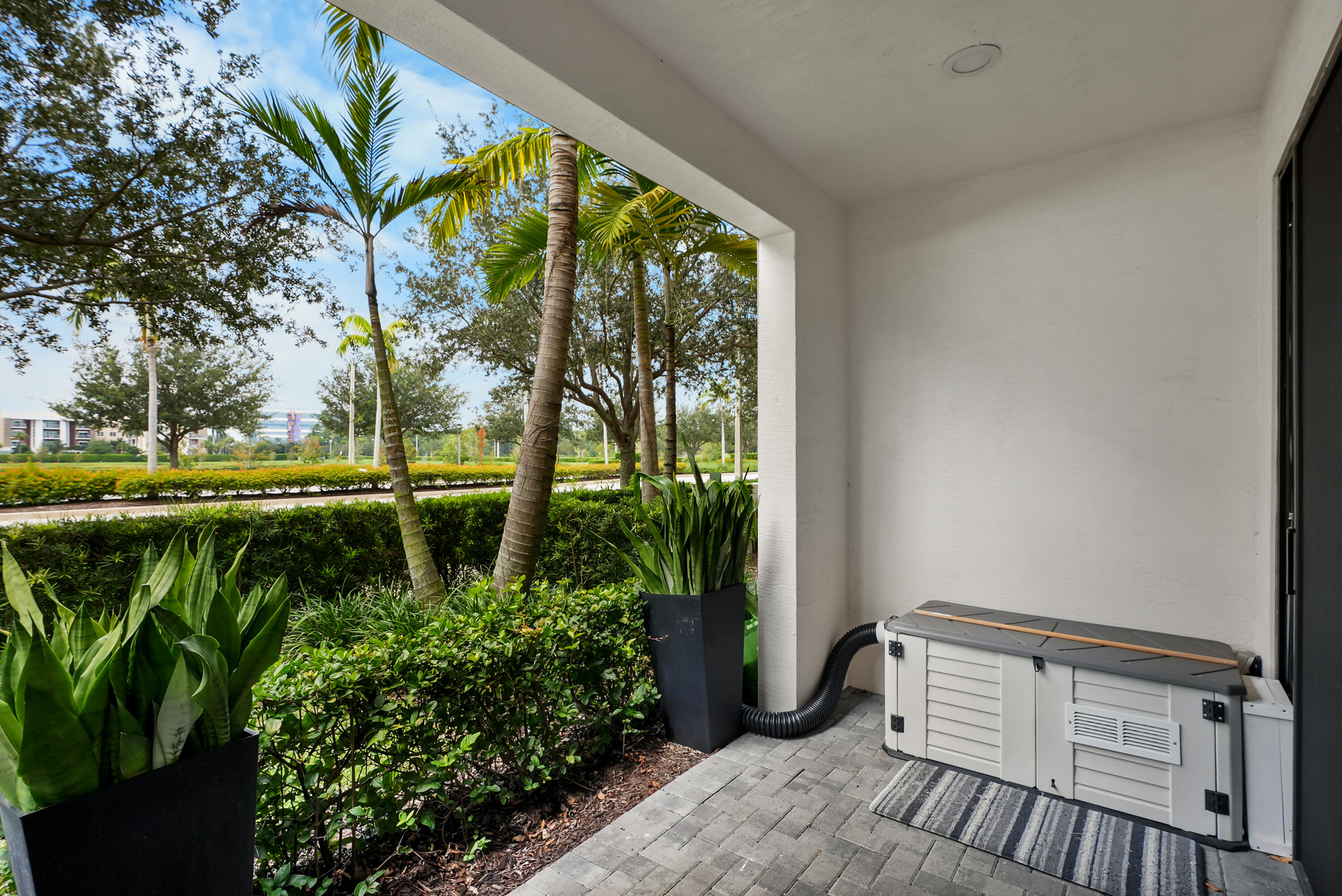 13368 Alton Road Palm Beach Gardens, FL 33418 - Photo 7 of 37 Alton_9236 (1)
