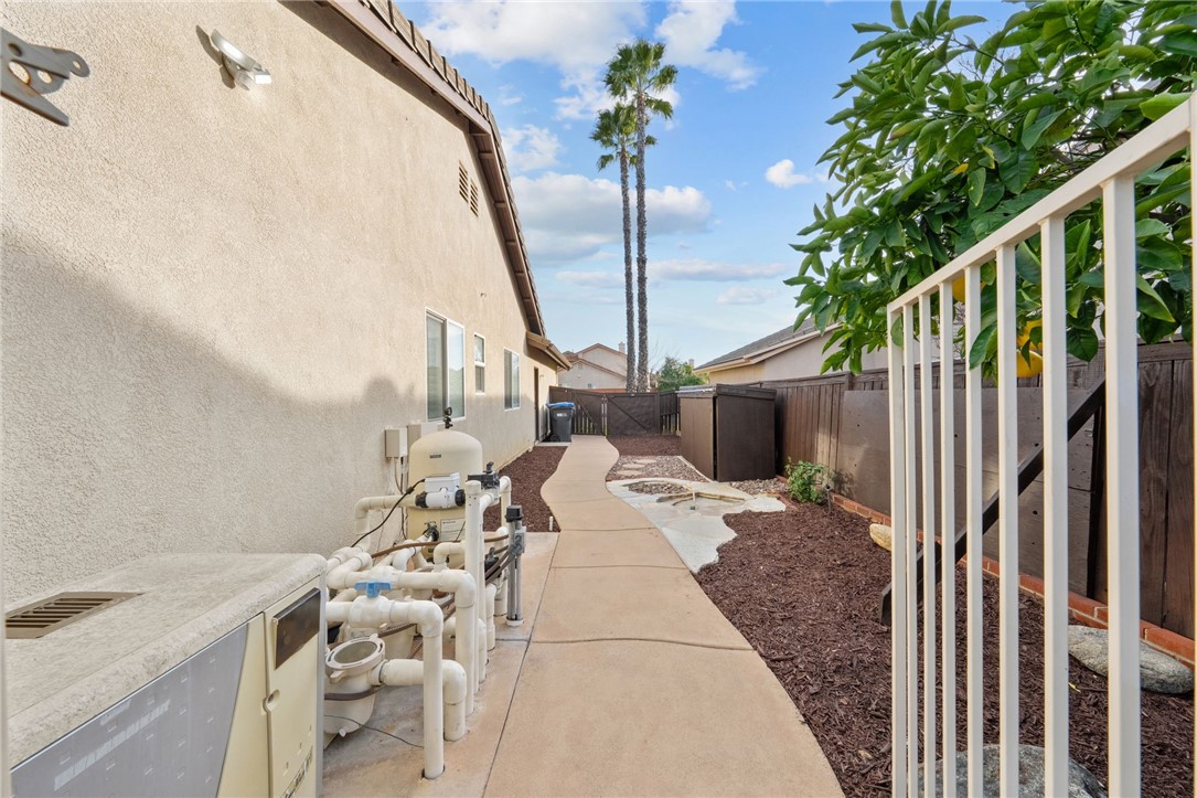 31202 Amsterdam Road Winchester, CA 92596 - Photo 48 of 52