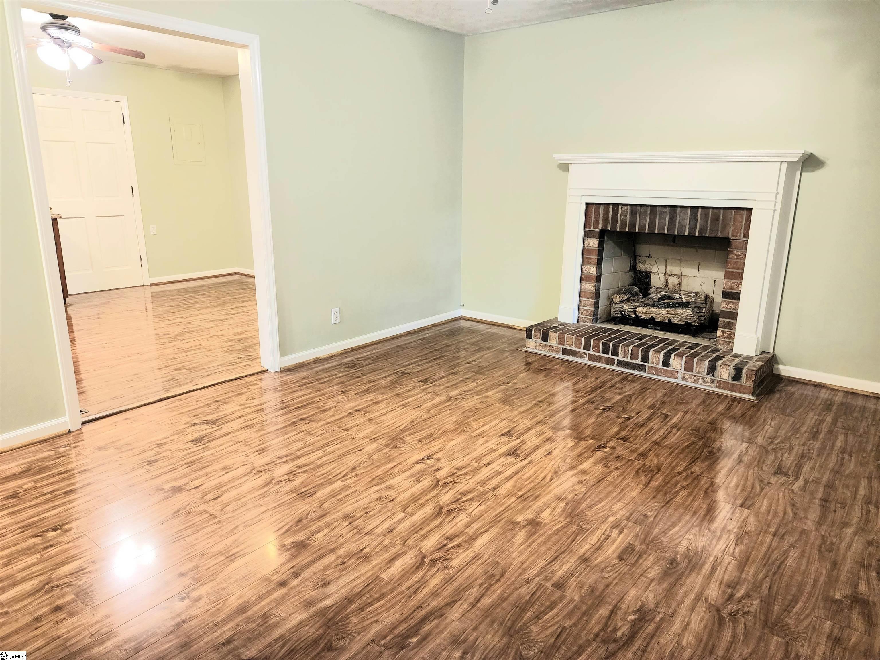536 Breezedale Road Easley, SC 29640 - Photo 9 of 26