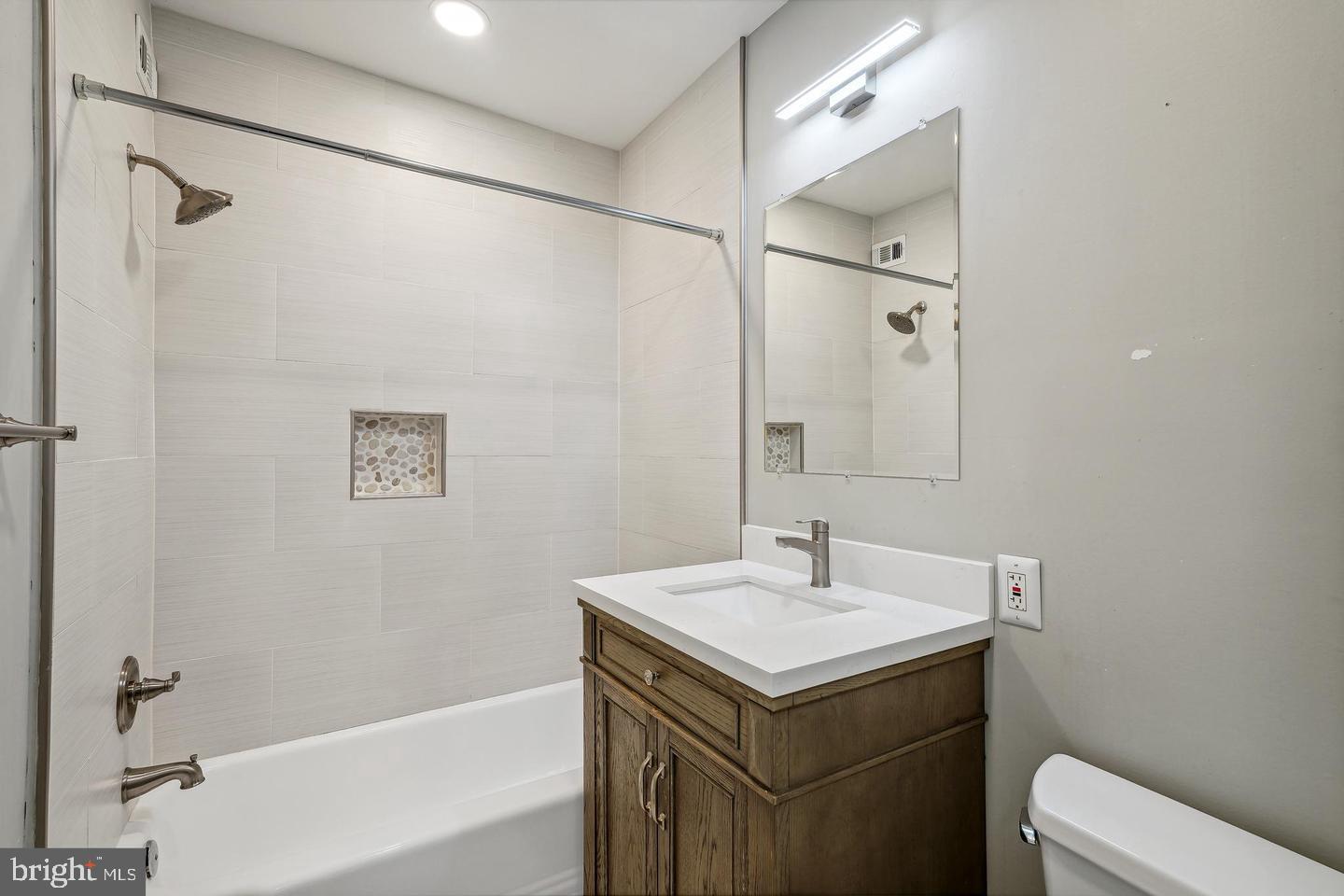 1300 South Arlington Ridge Road, Unit 705 Arlington, VA 22202 - Photo 9 of 18