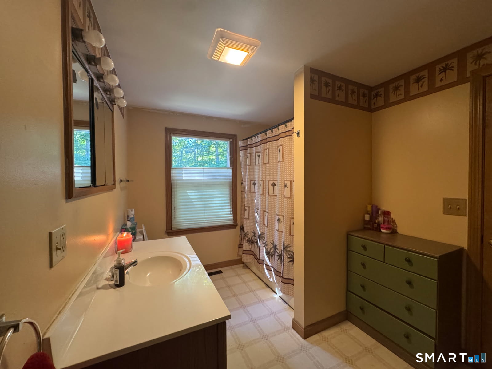 902 East Pond Meadow Road Westbrook, CT 06498 - Photo 7 of 12 Gallery Image 7