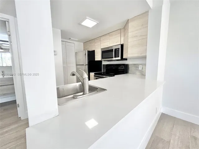 $1,700 | 6340 La Costa Drive, Unit A, Boca Raton, FL 33433