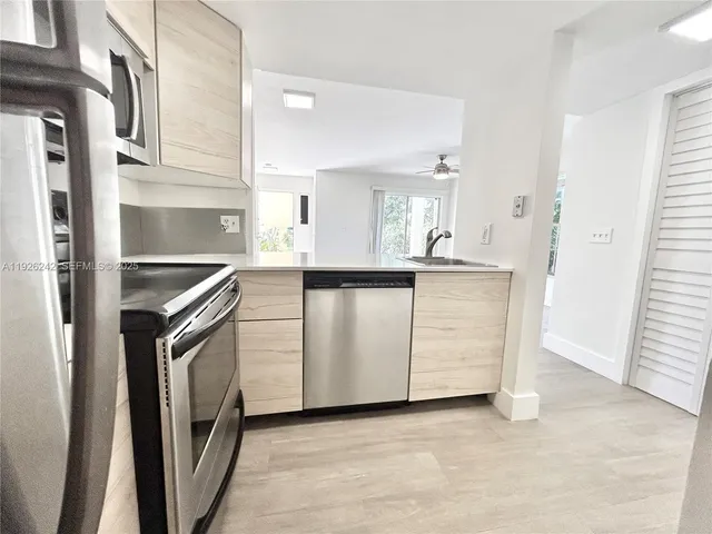 $1,700 | 6340 La Costa Drive, Unit A, Boca Raton, FL 33433