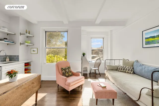 $699,000 | 365 West 20th Street, Unit 7A | Chelsea