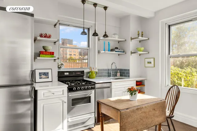 $699,000 | 365 West 20th Street, Unit 7A | Chelsea