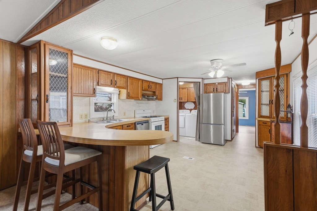 25 Groton School Road, Unit 29 Ayer, MA 01432 - Photo 6 of 21