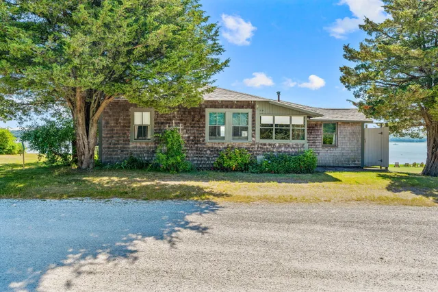 $4,695,000 | 150 Old State Highway, Unit COMPOUND, Eastham, MA 02642