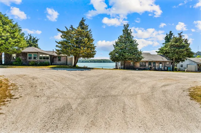 $4,695,000 | 150 Old State Highway, Unit COMPOUND, Eastham, MA 02642