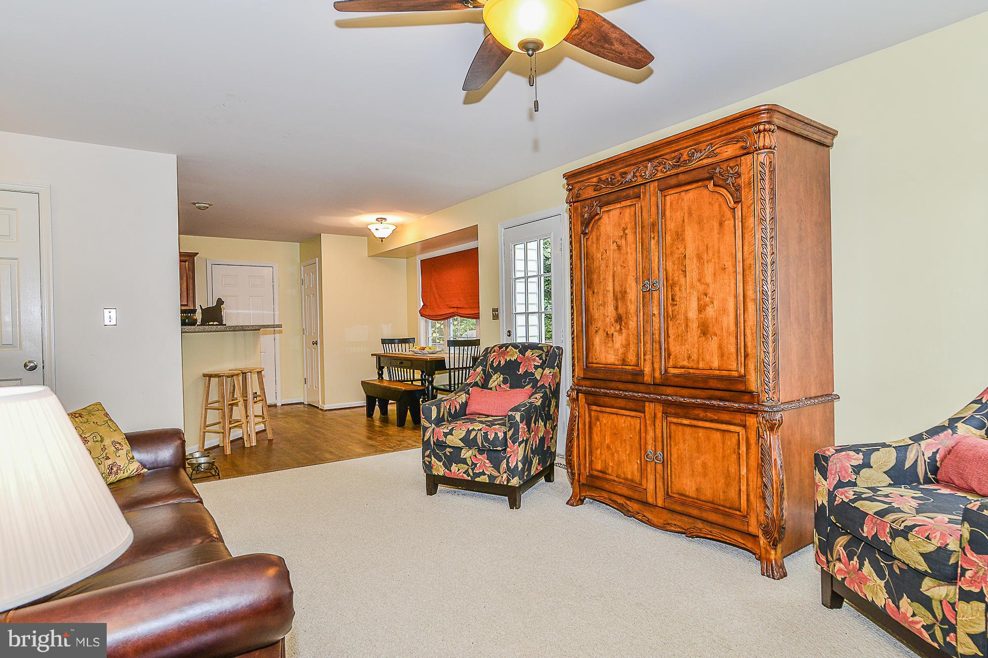 34 Ridge Pointe Lane Fredericksburg, VA 22405 - Photo 14 of 28 Living Room
