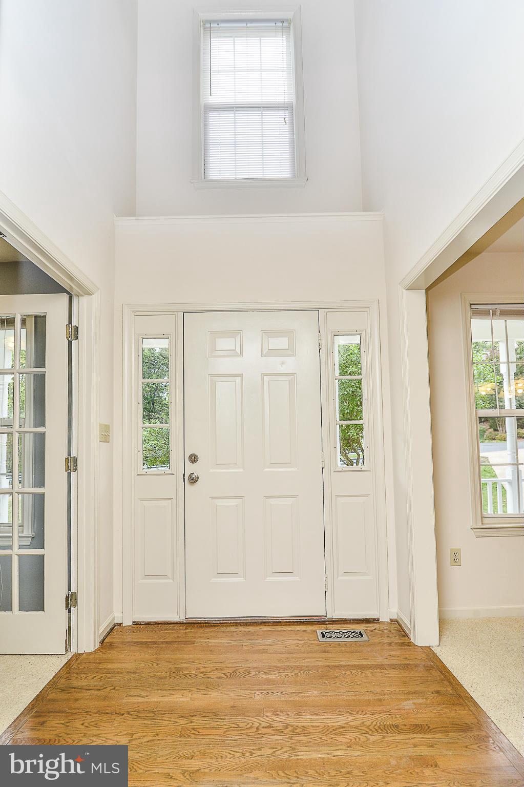34 Ridge Pointe Lane Fredericksburg, VA 22405 - Photo 4 of 28 Foyer, hall