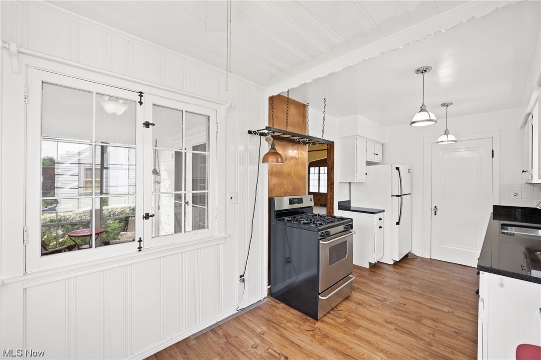 2301 Ralph Avenue Cleveland, OH 44109 - Photo 10 of 23 Gallery Image 10