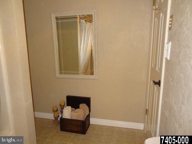 2450 Heather Road York, PA 17408 - Photo 29 of 31 Gallery Image 29