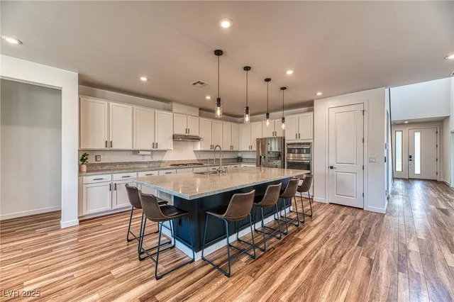 $835,000 | 10291 Timberline Valley Avenue, Las Vegas, NV 89166